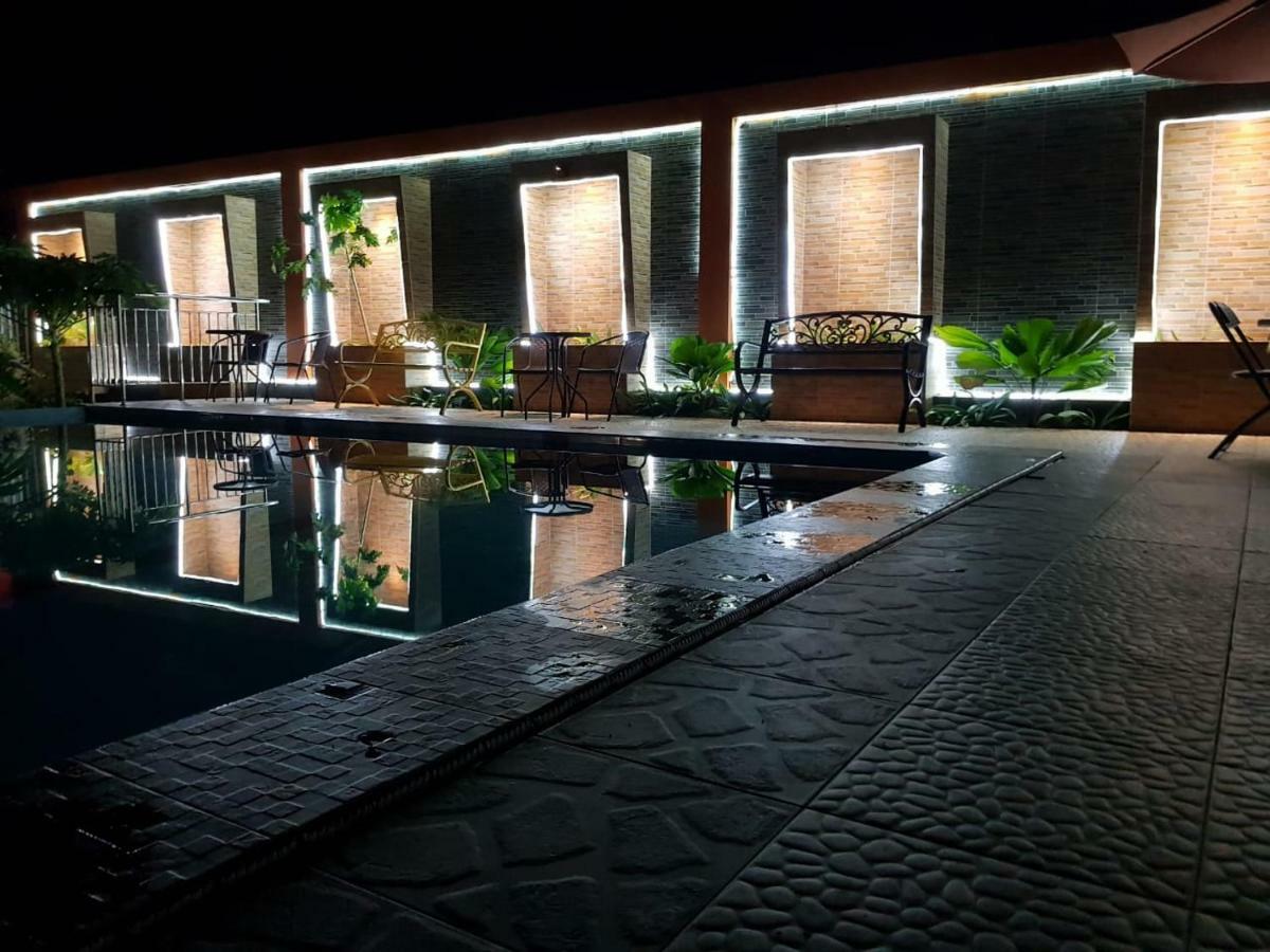 Fortune Front One Hotel Kendari Exteriér fotografie