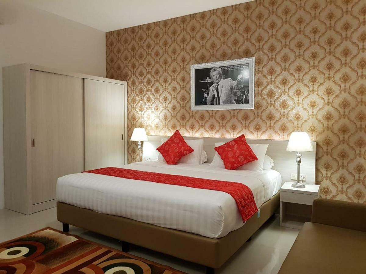 Fortune Front One Hotel Kendari Exteriér fotografie
