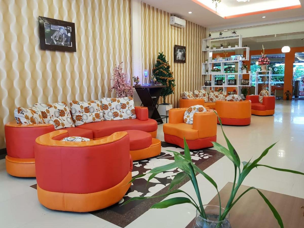Fortune Front One Hotel Kendari Exteriér fotografie